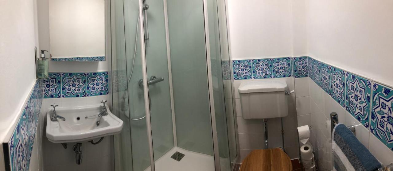 Cosy One Bedroom Flat In City Center Edimburgo Esterno foto