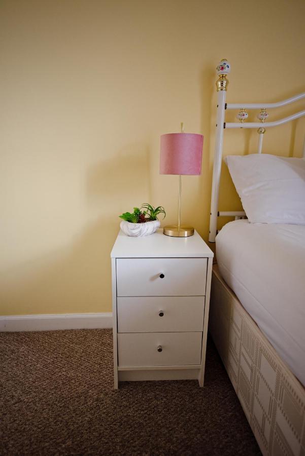 Cosy One Bedroom Flat In City Center Edimburgo Esterno foto